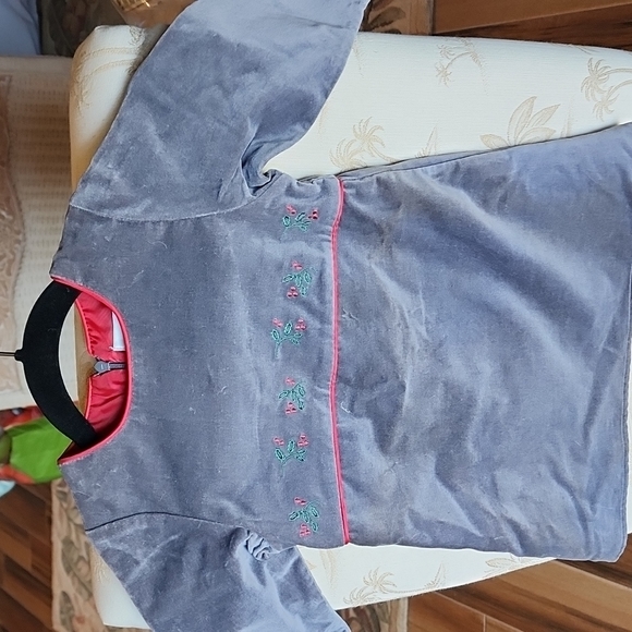 NWT 24 mos Grey Velvet Dress with Hat - Picture 15 of 16